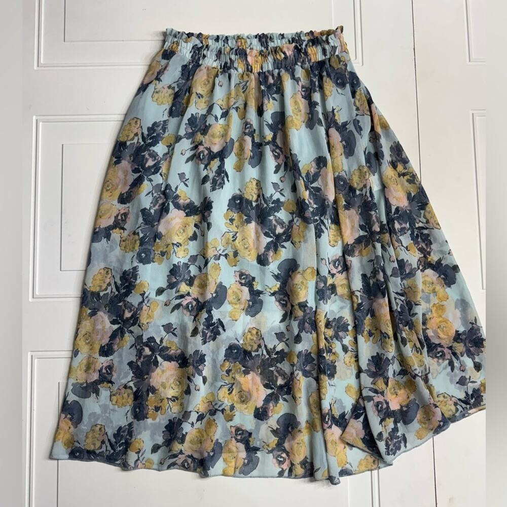 Disney Cinderella Light Blue Floral Sheer Lined Pull‎ On Flowy Skirt Size S